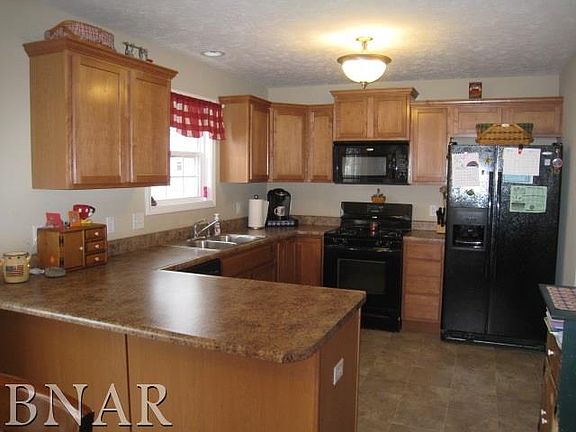 5th image of 2816 Breezewood Blvd