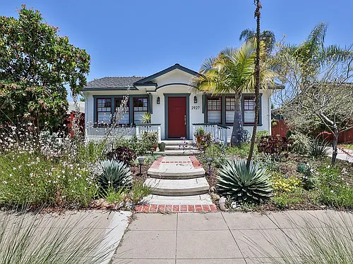 2927 33rd St Photo 1