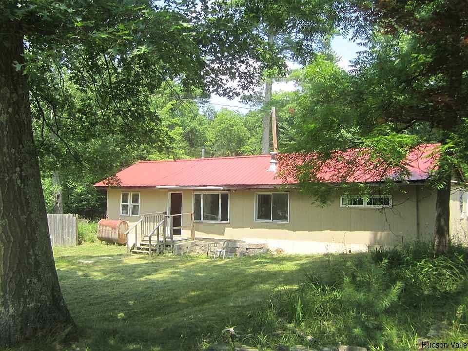 1st image of 24 Bundy Ln