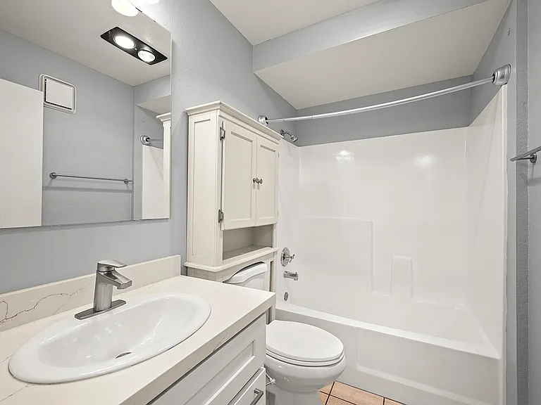 2108 3rd Ave #2 — Photo 21