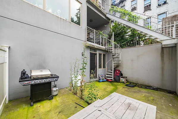 Rented by ATM Realty Service Inc | media 26