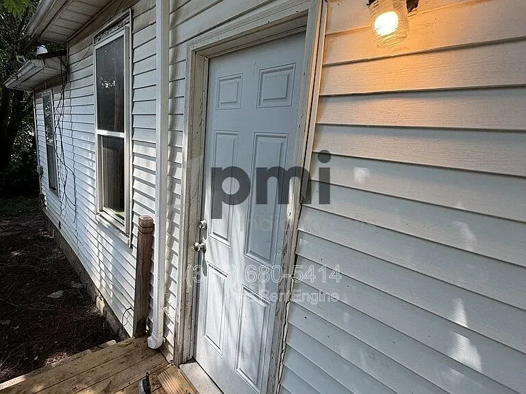 1309 Pearl St — Photo 24