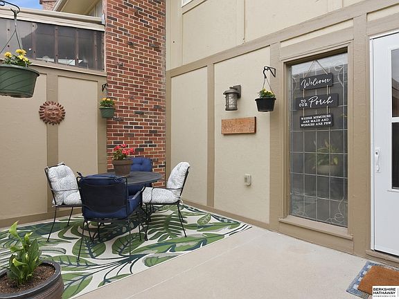 4th image of 6009 Oak Hills Dr #22