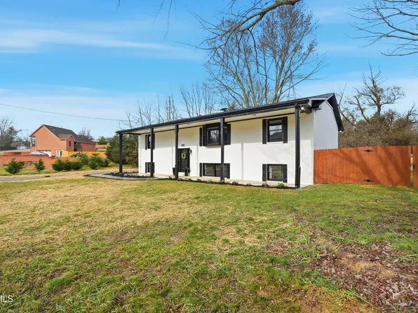 107 Sunset Cir, Jonesborough, TN 37659