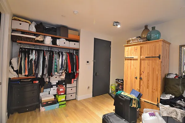 Rented by Hagstrom Management Inc | media 36