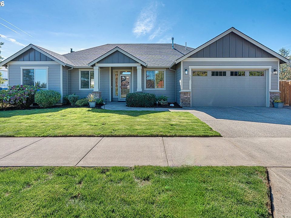 1st image of 387 NE 22nd Ave