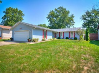 4444 N Adams Dr, Decatur, IL 62526