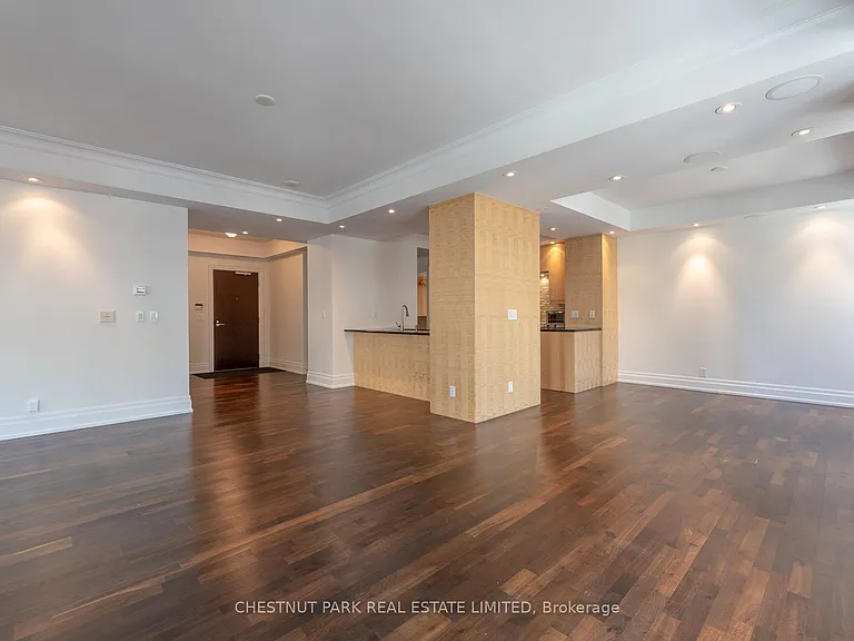 68 Yorkville Ave #202 — Photo 4