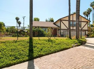 355 Osborne St, Vista, CA 92084