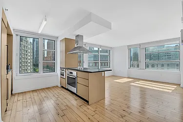 60 Duffield Street, #8L