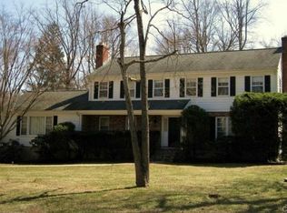 186 Jelliff Mill Rd, New Canaan, CT 06840