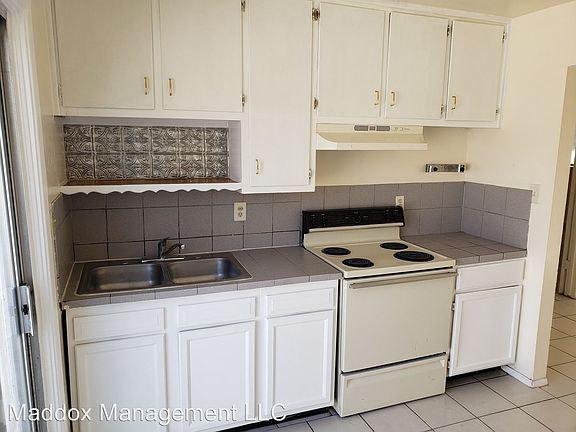 3rd image of 513 Kentucky St SE APT B