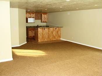 5th image of 722 Scott Ave