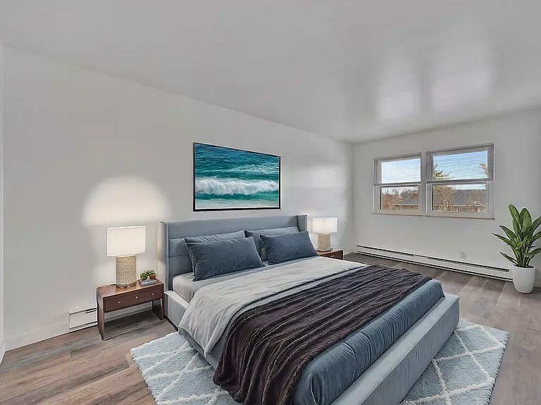 Apply At

Under Rentals

1 & 2 Bedroom Apartments Available

Water and Trash Paid!
Tags