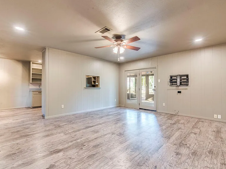 10606 Macmora Rd — Photo 13