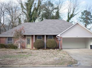 2194 Crabapple Dr, Tupelo, MS 38801