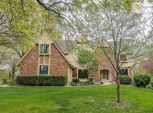 12601 Alhambra St, Leawood, KS 66209