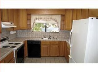 9463 Willow Oak Rd, Salinas, CA 93907