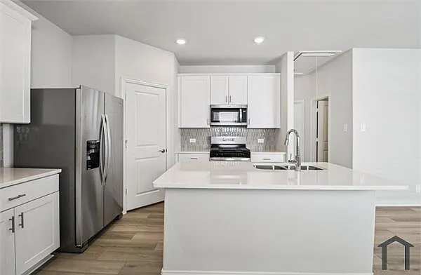 510 Green Gables Dr