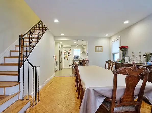 1346 East 65th Street image 7 of 12