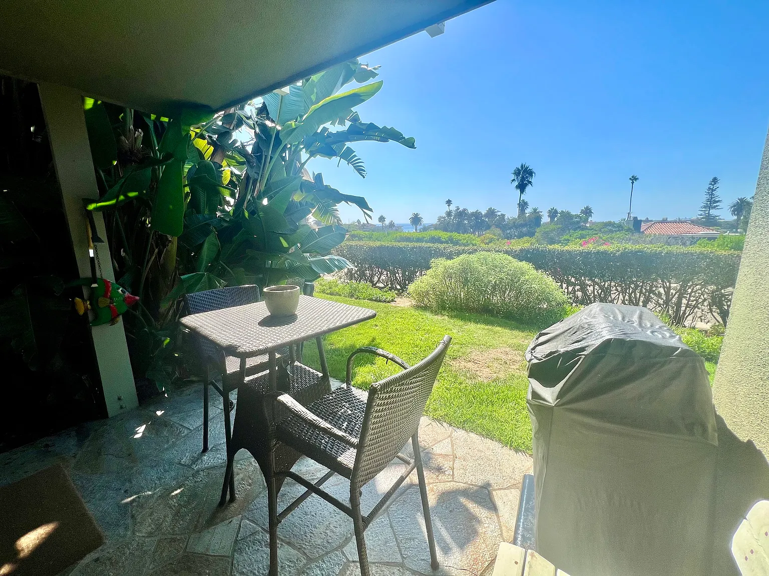 2 bed, 1100 sqft, $6,500 — Photo 4
