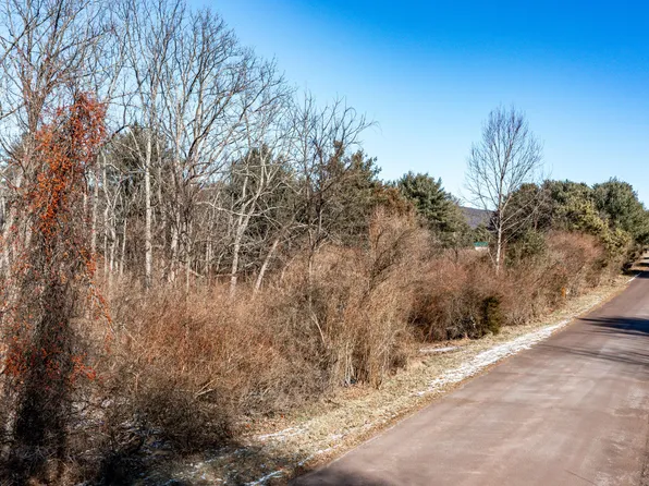 Timberview Dr, Bloomsburg, PA 17815