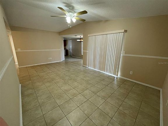 5th image of 9605 Elgin Ct