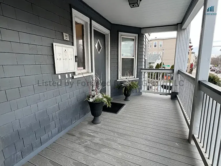142 Washington St #3 — Photo 26