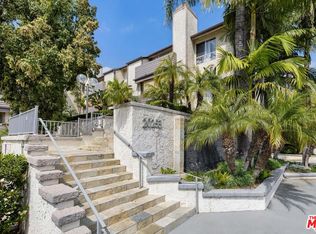 20253 Keswick St APT 320, Winnetka, CA 91306