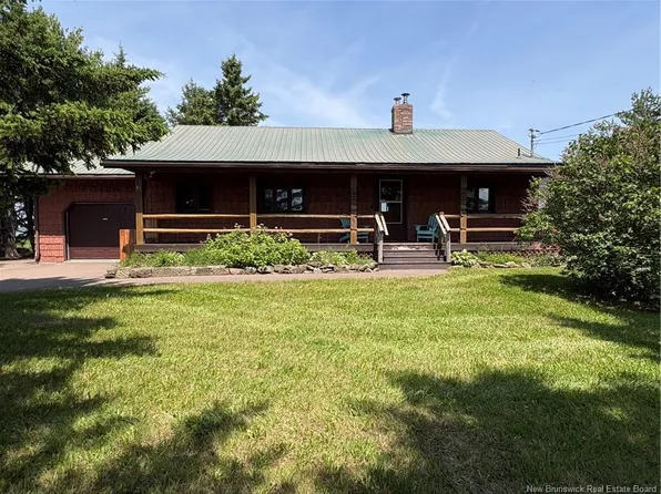 81 Louis Bourg Rd, Bouctouche, NB E4S 3N6