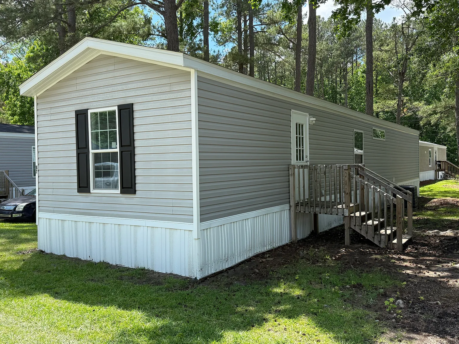 3 bed, $1,300 — Photo 2