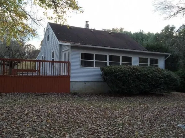 404 Evans Rd, Jackson, OH 45640