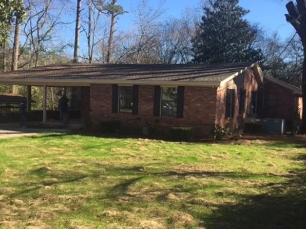 210 Pineleaf Ln, Greenville, AL 36037