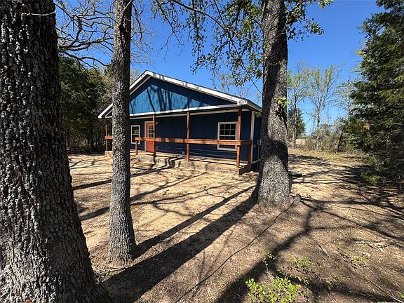2nd image of 232 W Quanah Rd