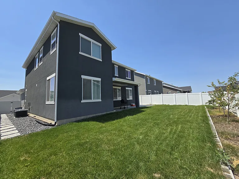 3299 S Claire Ave — Photo 31