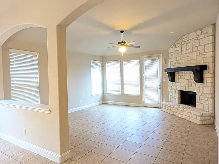 8717 Domingo Dr — Photo 6