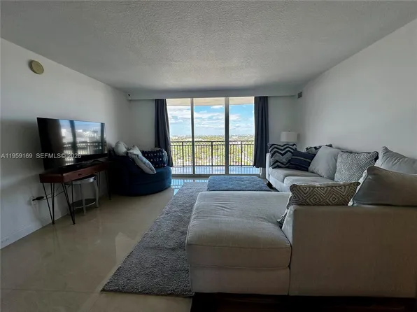 3232 SW 22nd St #1604, Miami, FL 33145