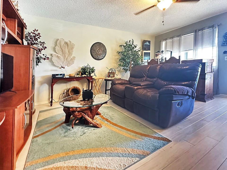 1st image of 78 Markham D #78