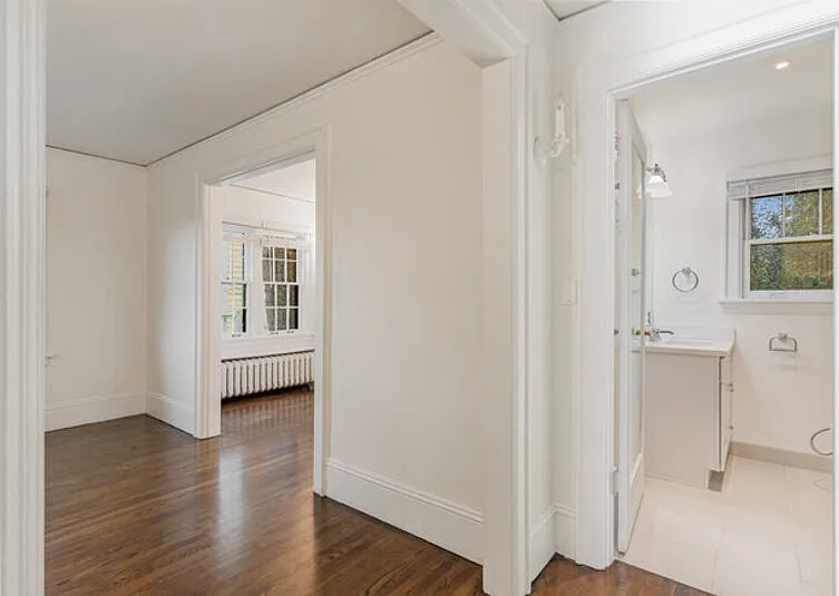 2906 Harvard Ave E #UPPER — Photo 25