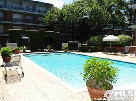 5th image of 8401 N New Braunfels Ave APT 250