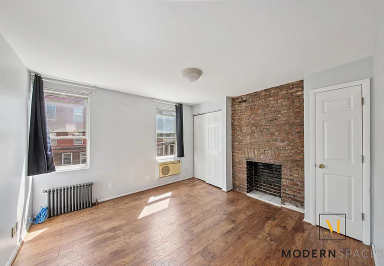 527 50th Ave #2F — Photo 2