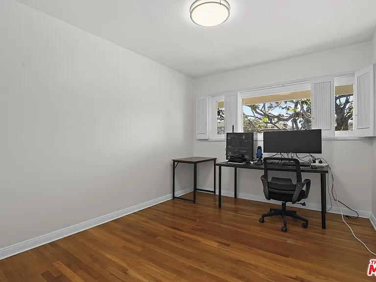 3200 S Sepulveda Blvd #J22 — Photo 11