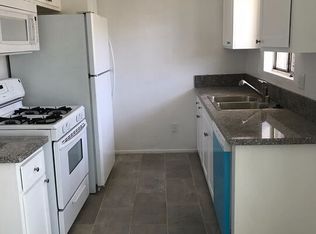 840 W Colden Ave APT 2, Los Angeles, CA 90044