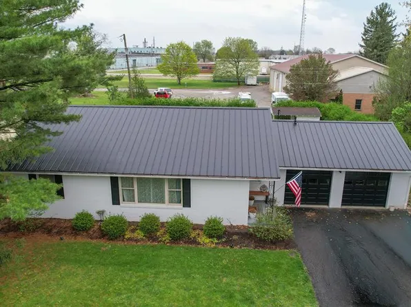 145 W Beal Ave, Bucyrus, OH 44820