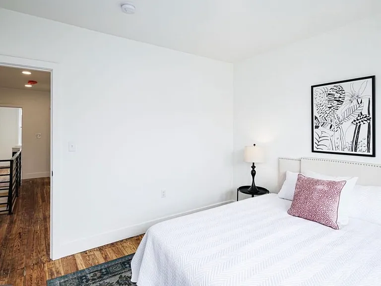 1424 S Marston St — Photo 13