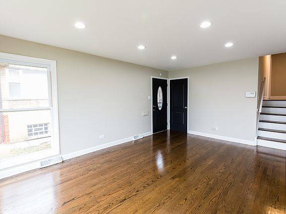5th image of 14641 Kimbark Ave