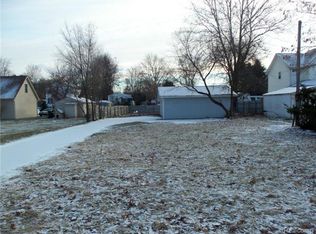 2623 Shelly Ave, Brighton, MI