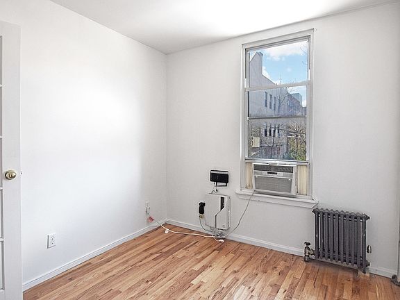 4th image of 268 Franklin St APT 3R