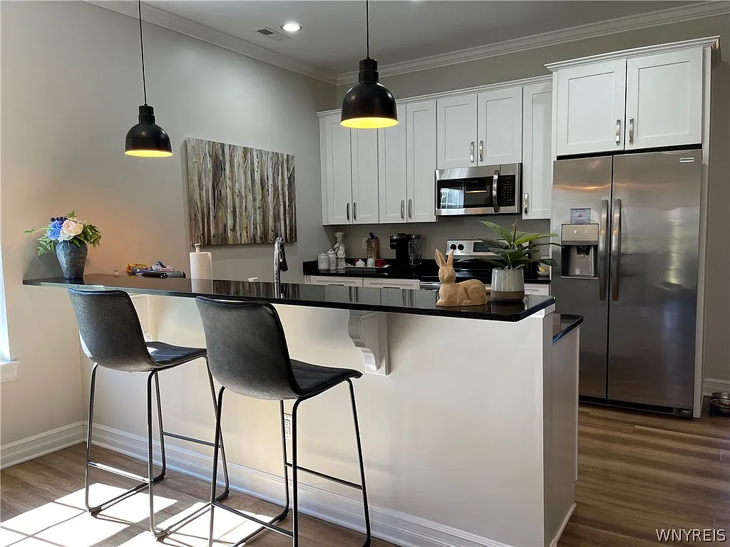 2 bed, 2.0 bath, 1350 sqft, $2,750 — Photo 4