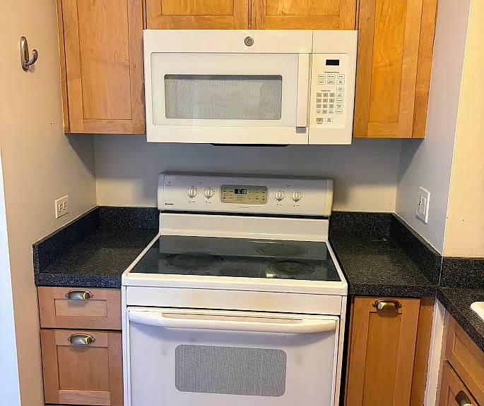 4343 N Clarendon Ave #712 — Photo 7